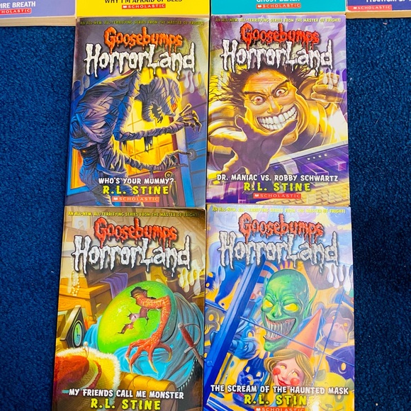 Lot Of GOOSEBUMPS Series Kid's Scary Books By R. L. Stine HorrorLand Bundle - Picture 2 of 10